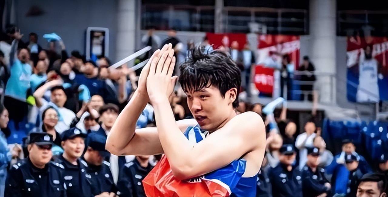 平博APP-广东队打浙江队